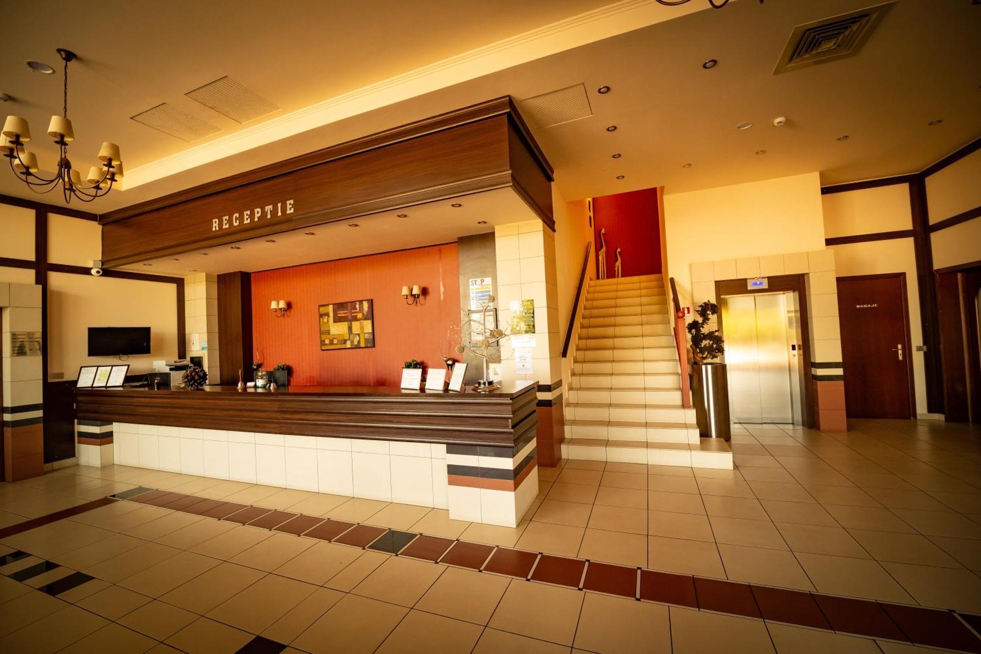 Hotel Aurelia Chisoda Екстериор снимка