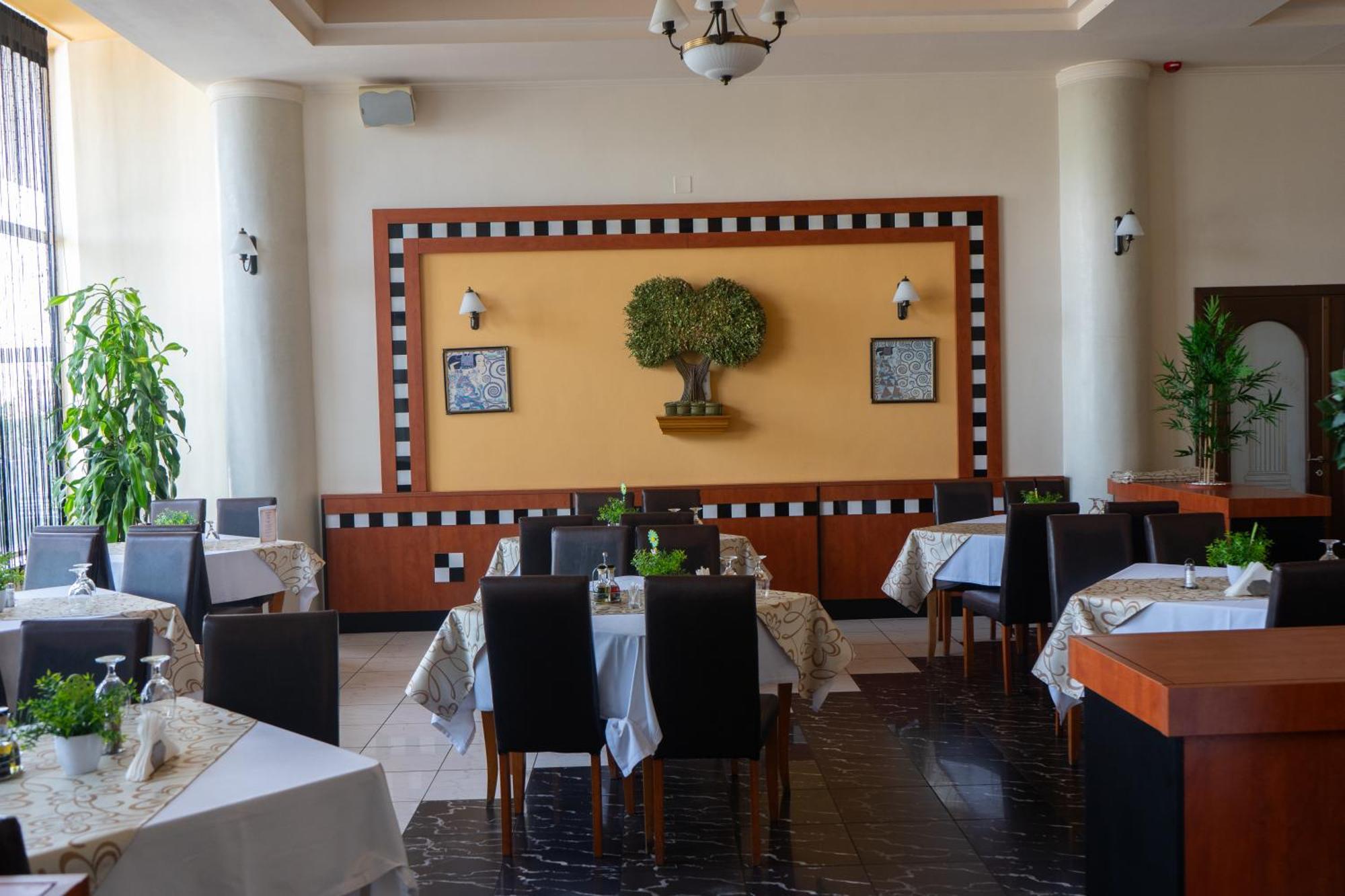 Hotel Aurelia Chisoda Екстериор снимка